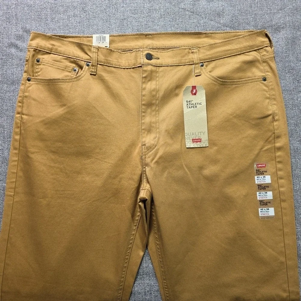 Levis